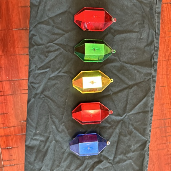 5 Jewelbrite Ornaments - Picture 7 of 9